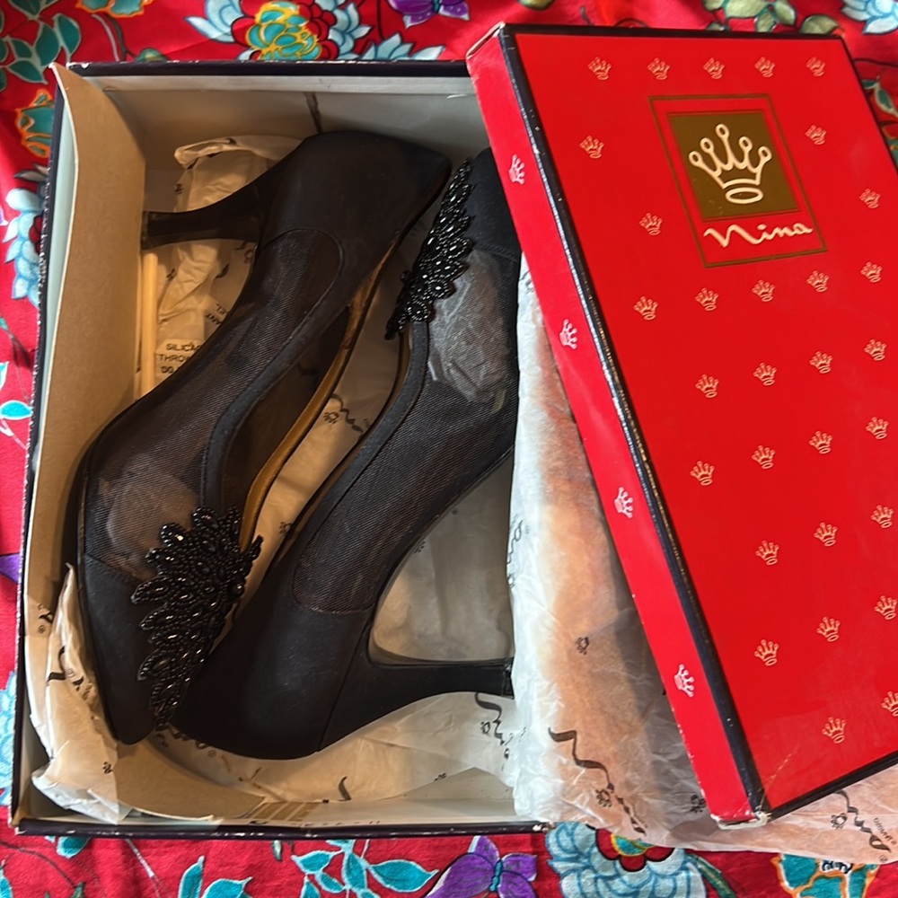 Evening beaded dress pump still in the box